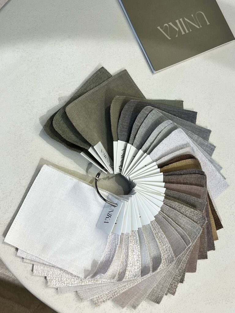 textiles de la marca Unika, con gran variedad de sofás y sillones estilo italiano